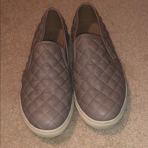 Steve Madden slip on sneakers
